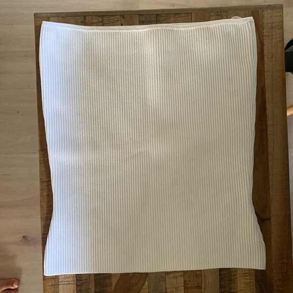 Babaton ribbed tube top - Picture 2 of 3